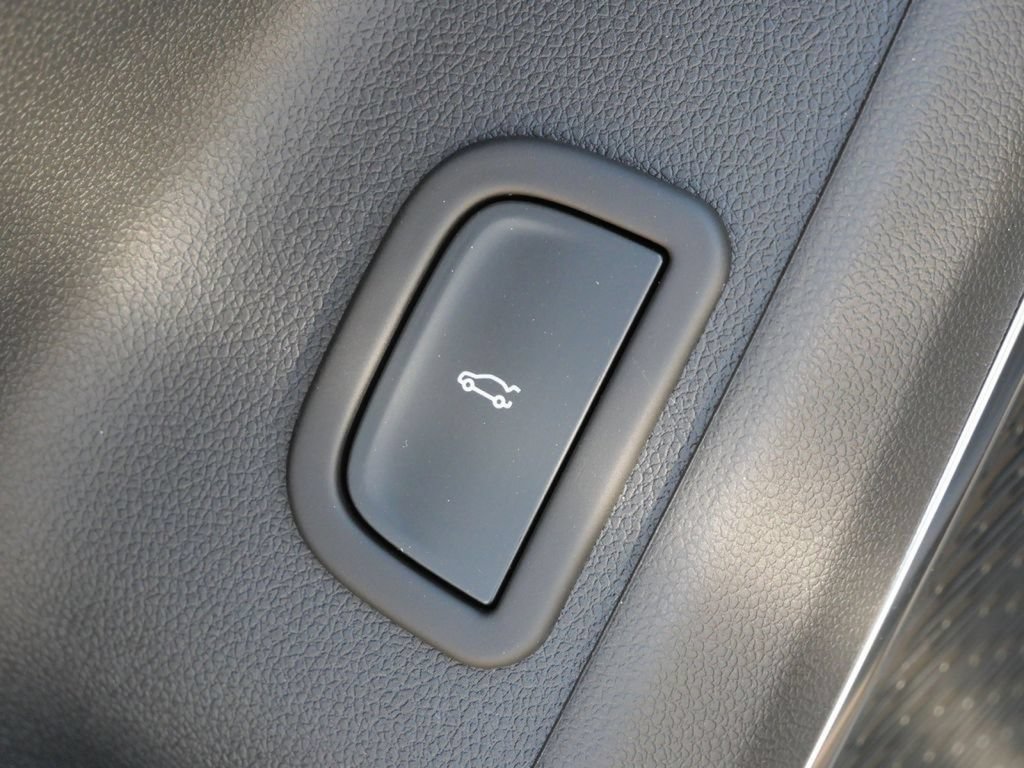 New 2026 GMC Acadia Elevation w/ Elevation Premium Package AWD/4WD image 42