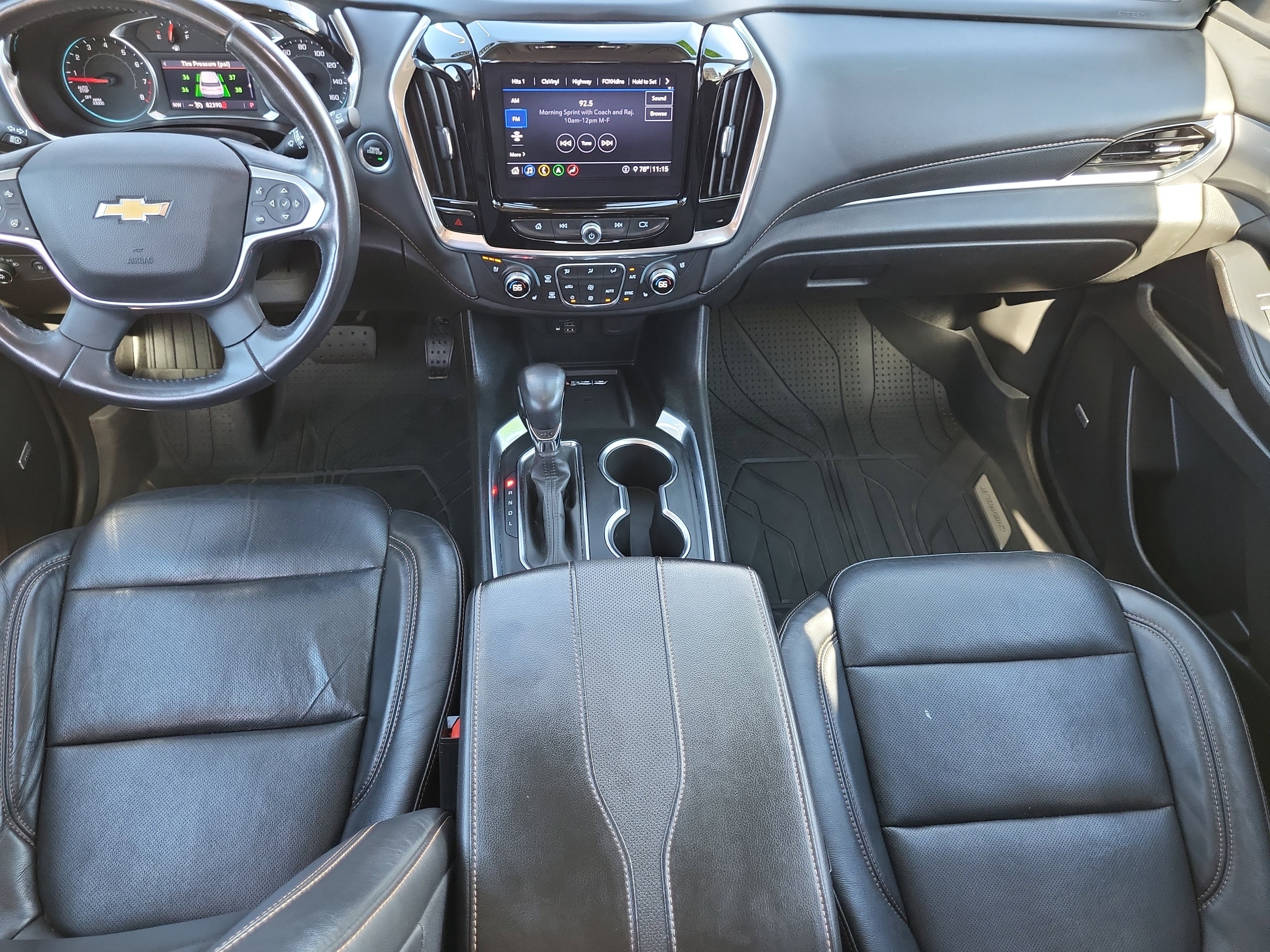 Used 2021 Chevrolet Traverse Premier w/ Redline Edition AWD/4WD image 16