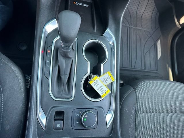 Used 2023 Chevrolet Traverse LT FWD image 26