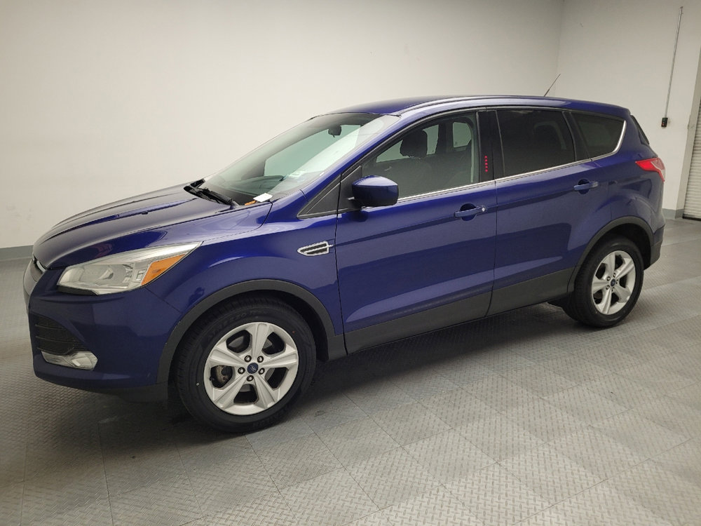 Used 2015 Ford Escape SE image 2