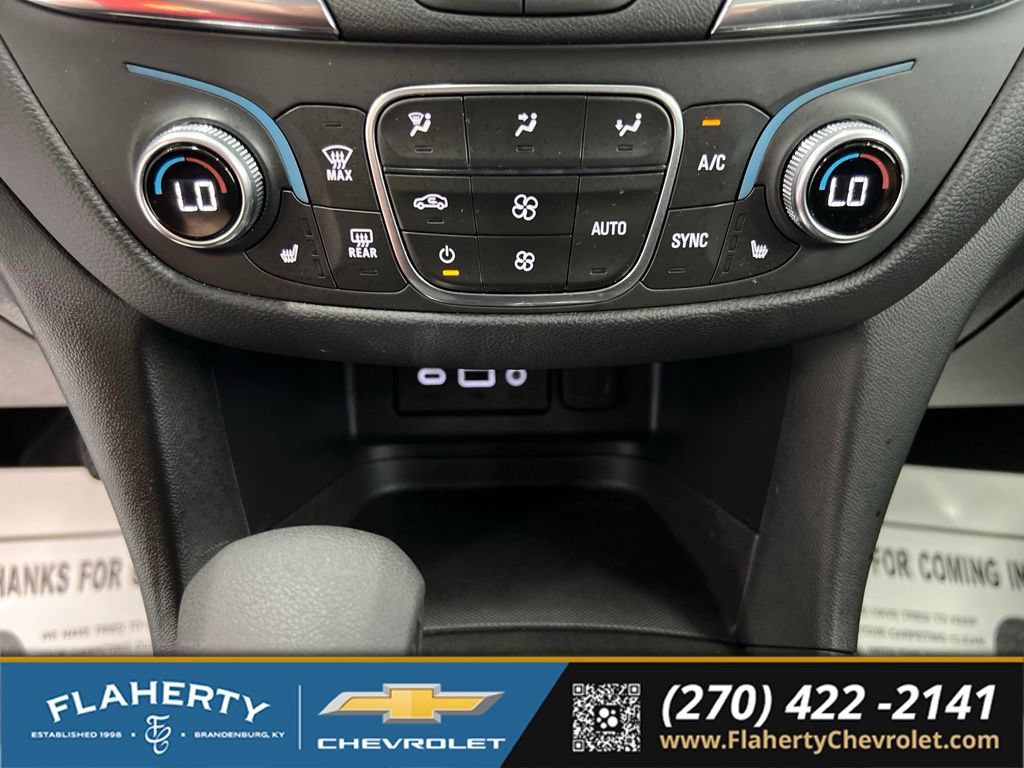 Used 2024 Chevrolet Equinox LT FWD image 30