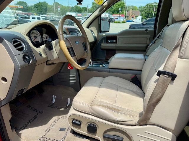 Used 2004 Ford F150 Lariat RWD image 10