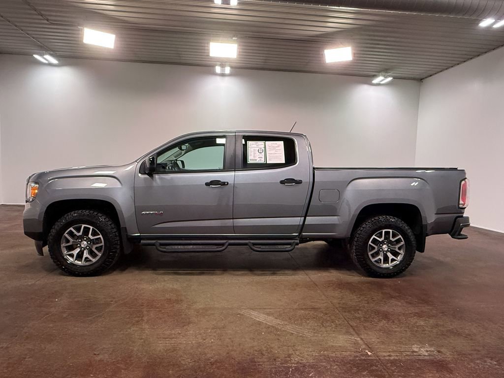 Used 2022 GMC Canyon AT4 image 30