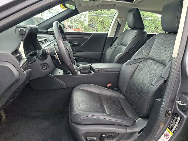 Used 2019 Lexus ES 350 w/ Premium Package FWD image 13