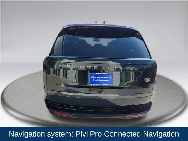 Used 2023 Land Rover Range Rover Long Wheelbase SE image 14