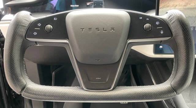 Used 2022 Tesla Model X Plaid image 28
