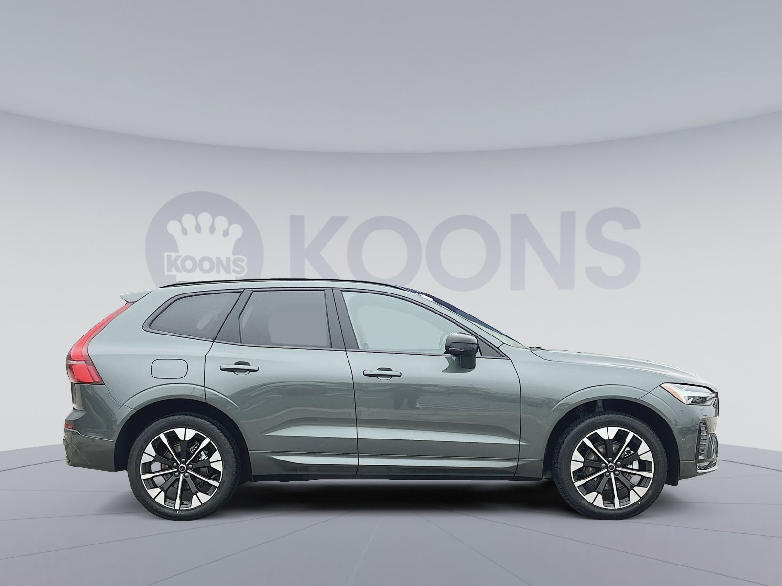 New 2026 Volvo XC60 B5 Plus w/ Protection Package Premier image 8