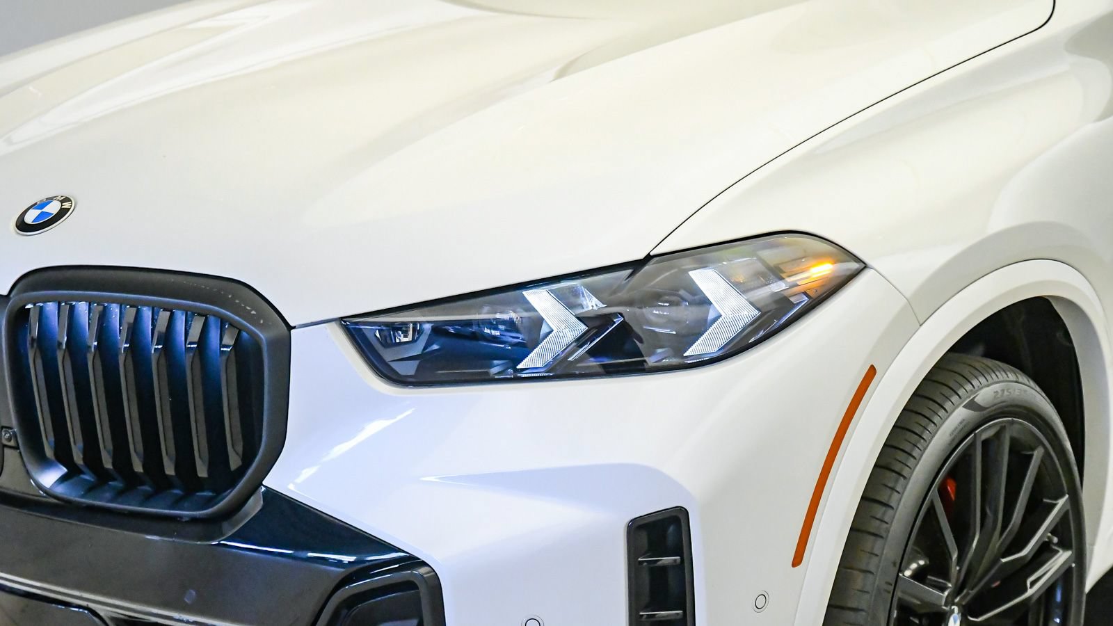 New 2026 BMW X5 sDrive40i w/ M Sport Package RWD image 9