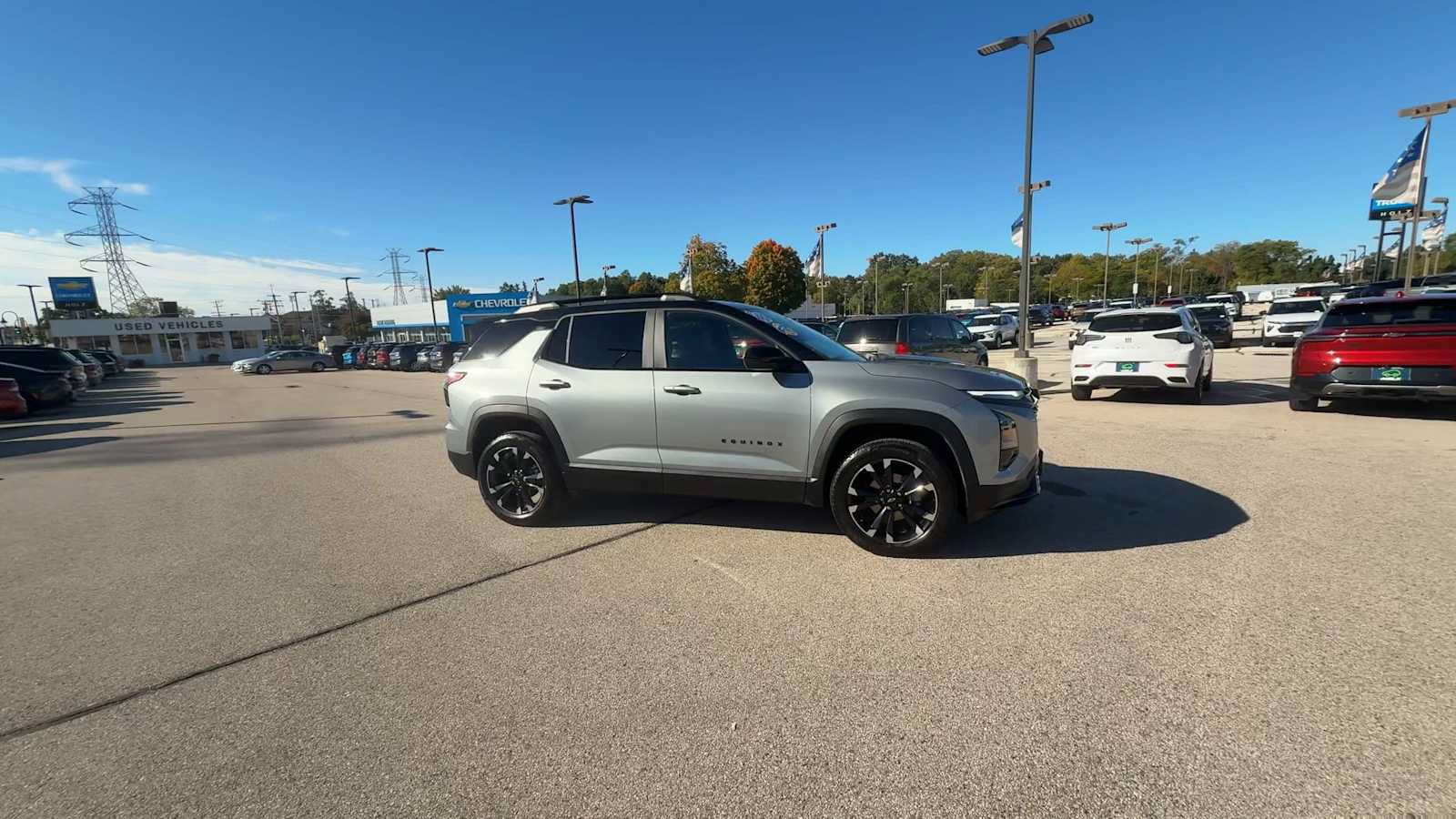 Certified 2025 Chevrolet Equinox RS AWD/4WD image 9