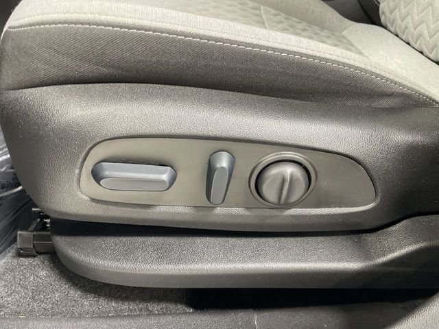 Used 2023 Chevrolet Equinox LS w/ LS Convenience Package image 12