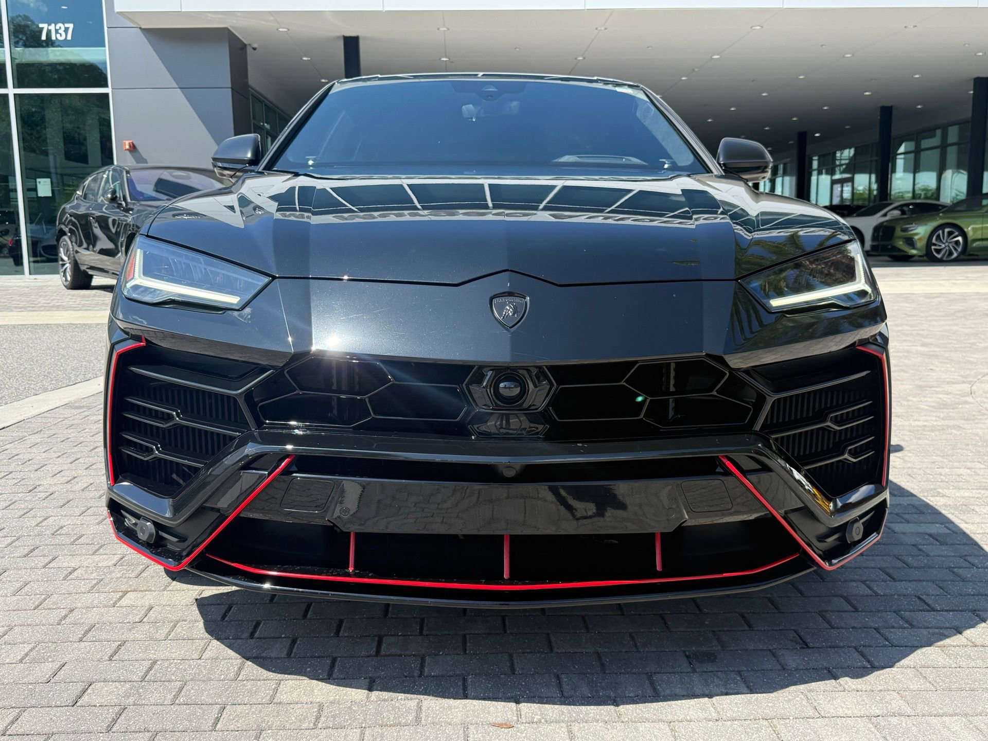 Used 2021 Lamborghini Urus AWD/4WD image 17
