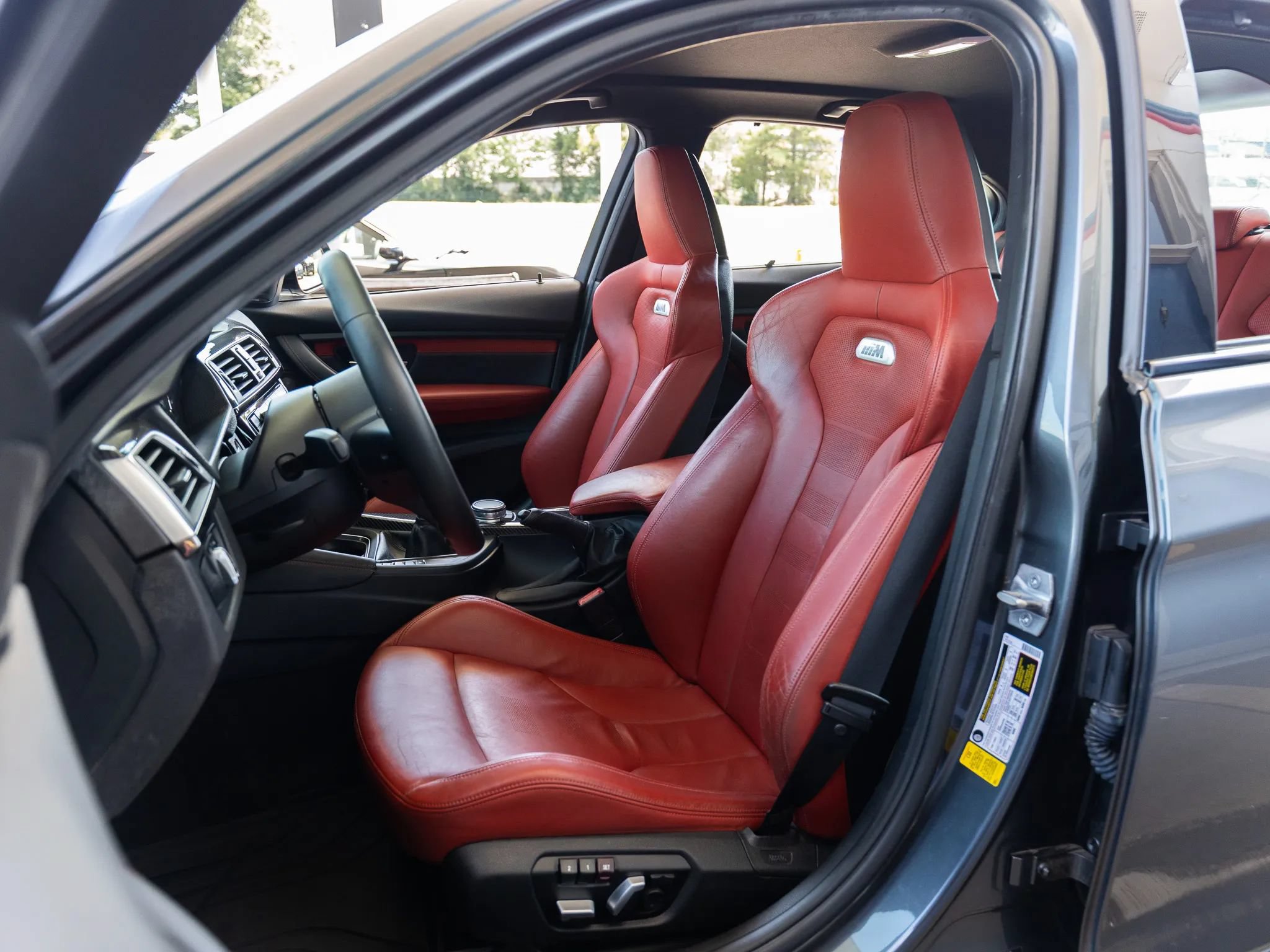 Used 2016 BMW M3 RWD image 16