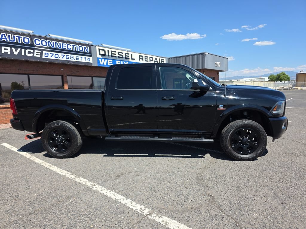 Used 2015 RAM 2500 Laramie w/ Black Appearance Group AWD/4WD image 10