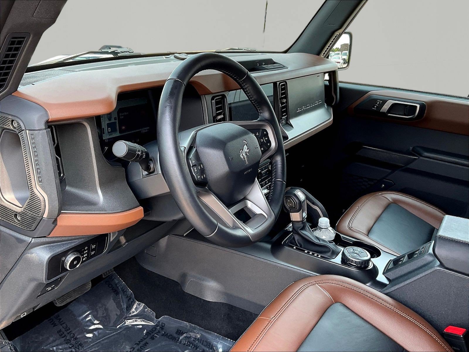 Used 2024 Ford Bronco Outer Banks AWD/4WD image 17