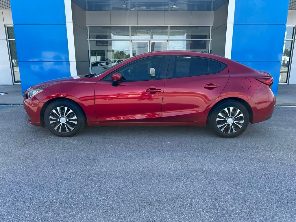 Used 2016 MAZDA MAZDA3 i Sport FWD image 3