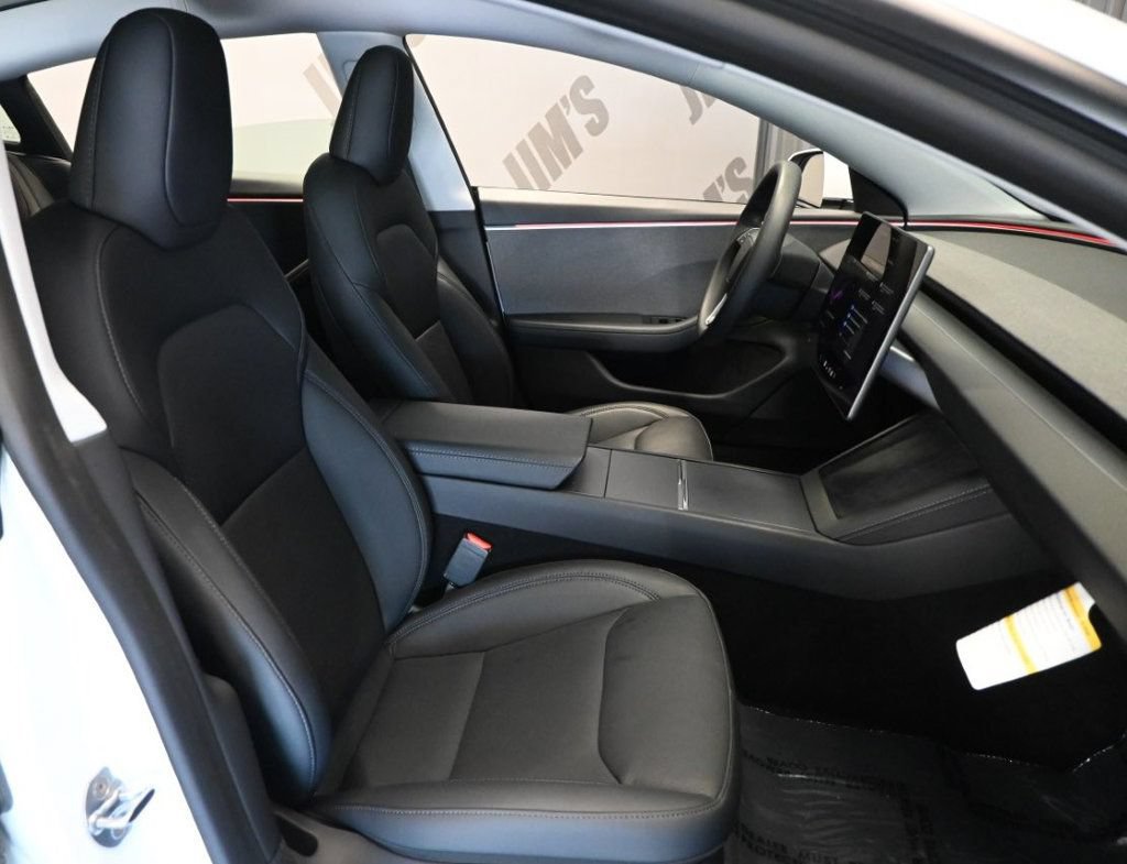 Used 2025 Tesla Model 3 Long Range RWD image 15