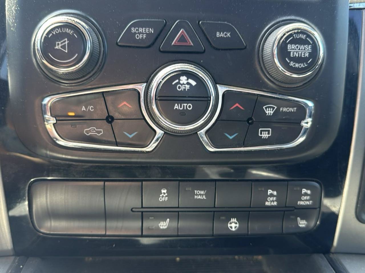 Used 2014 RAM 1500 Sport AWD/4WD image 29