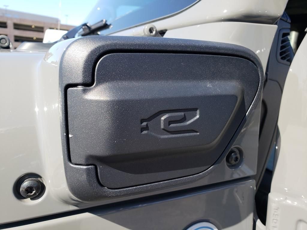 Used 2022 Jeep Wrangler Unlimited Sahara 4xe w/ Cold Weather Group image 5