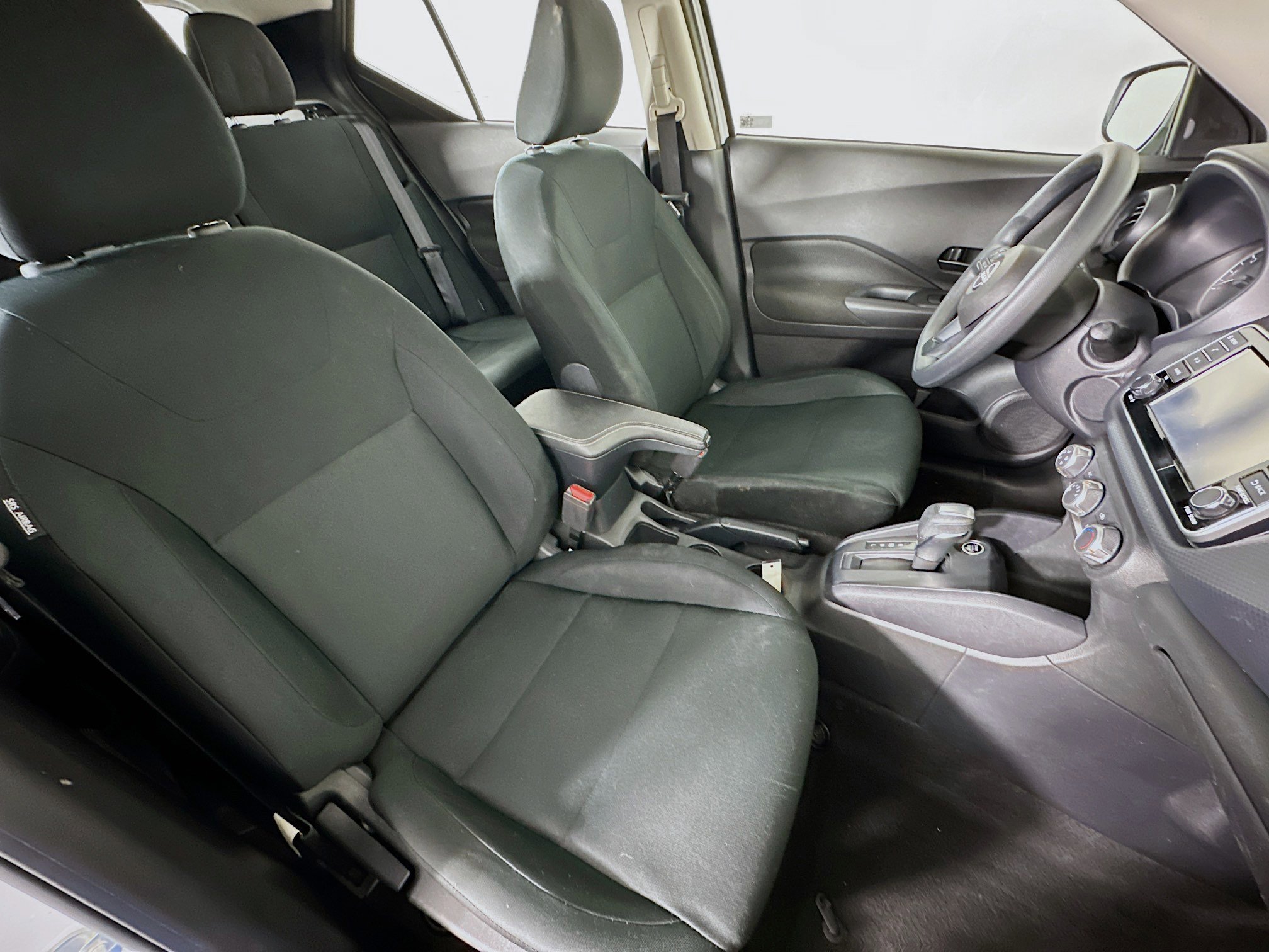 Used 2024 Nissan Kicks S image 28