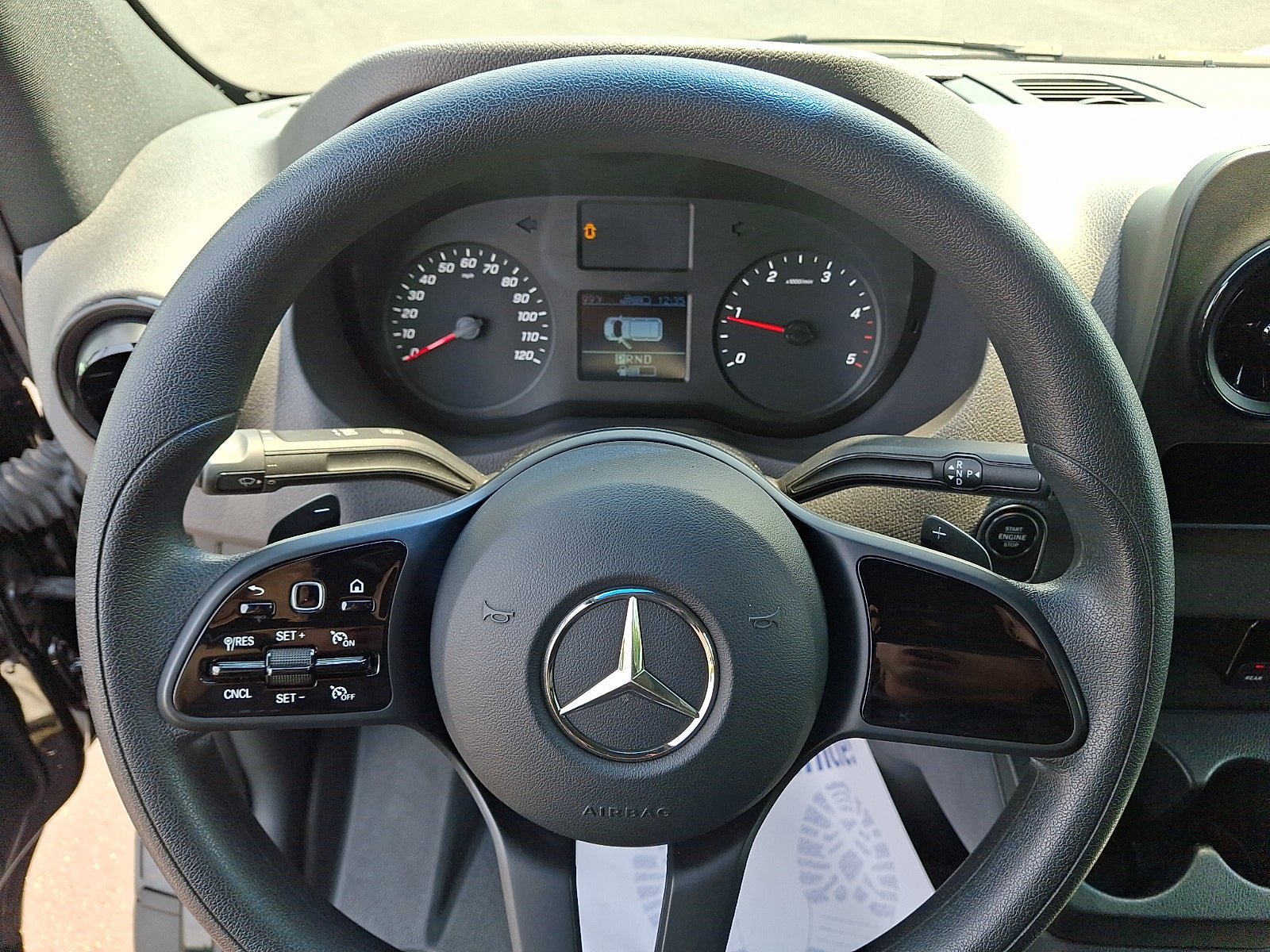 Used 2022 Mercedes-Benz Sprinter 2500 image 19