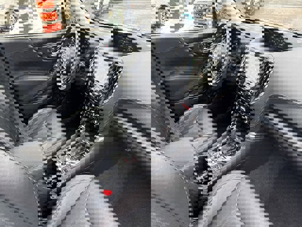 Used 2022 Subaru Forester Touring image 30