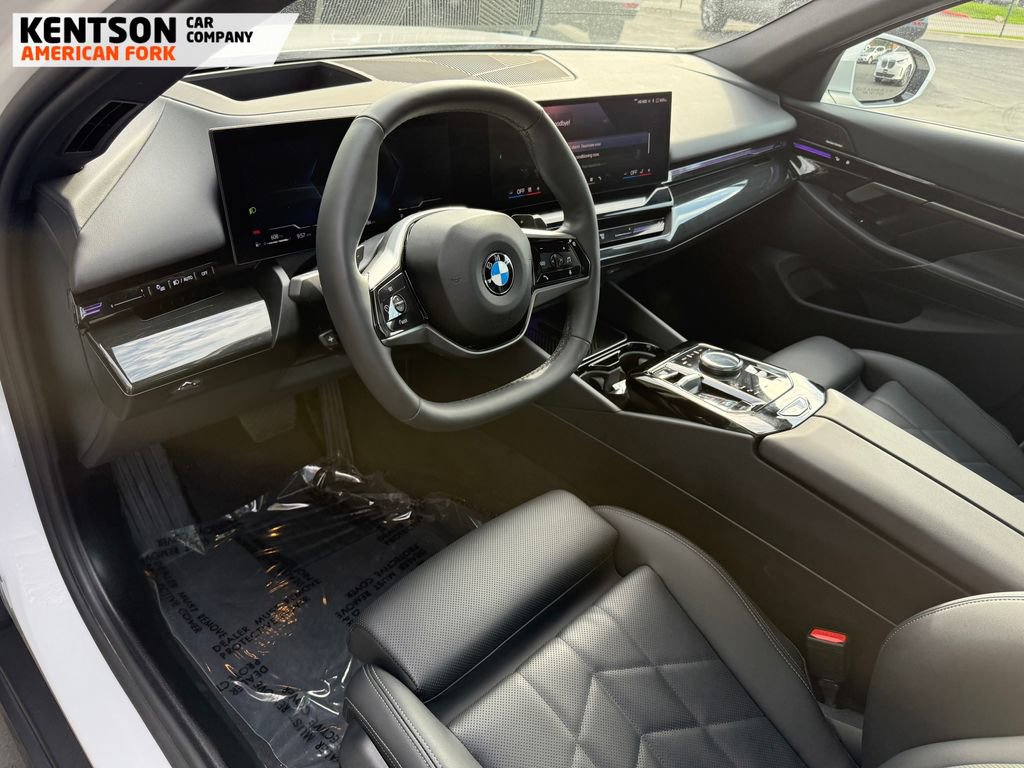 Used 2025 BMW 530i xDrive 530i xDrive image 30