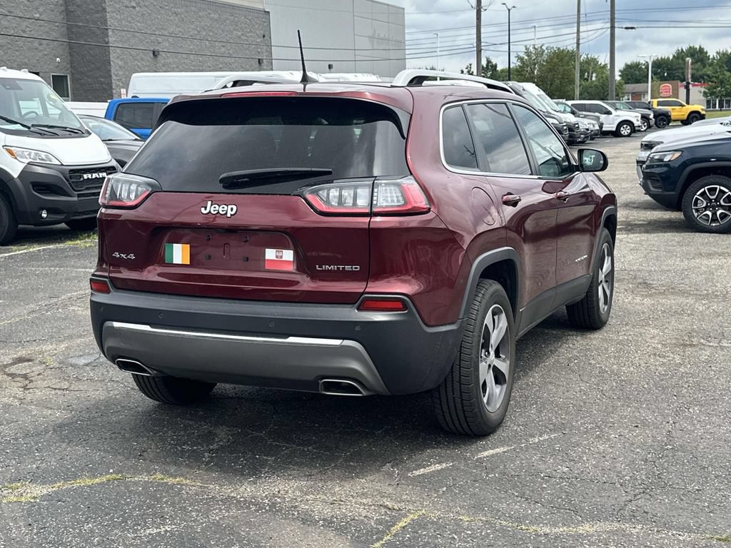 Used 2019 Jeep Cherokee Overland w/ Technology Group AWD/4WD image 4