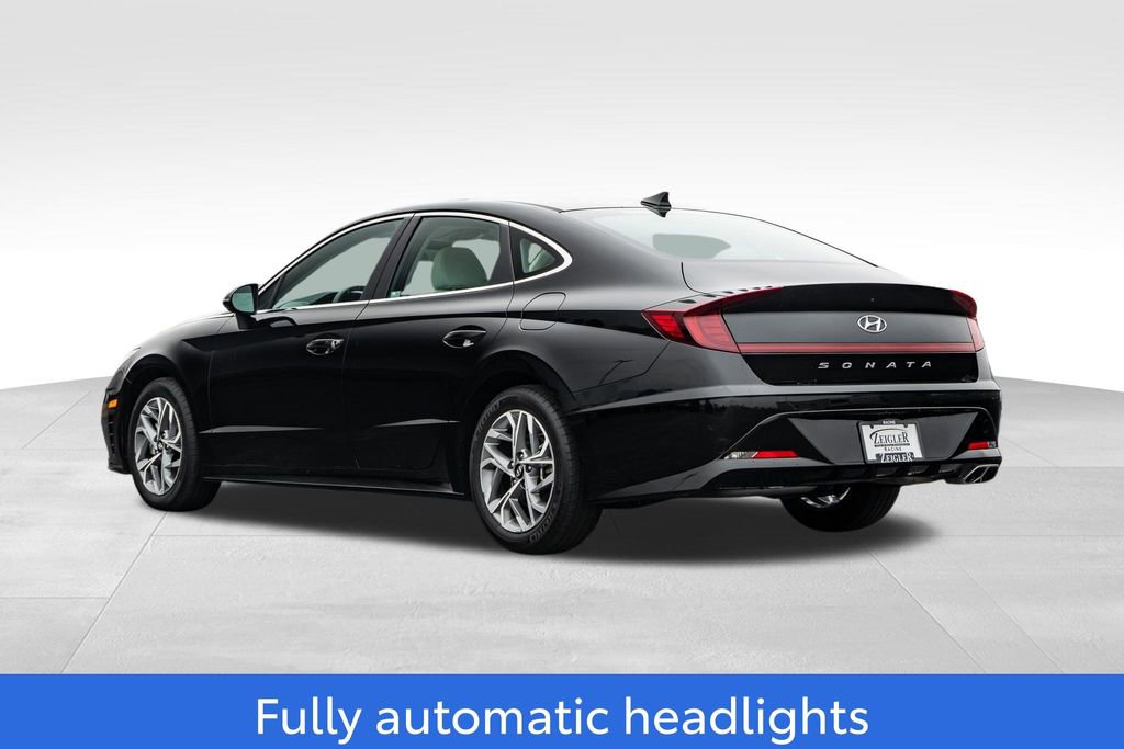 Used 2023 Hyundai Sonata SEL w/ Preferred Accessory Package image 5