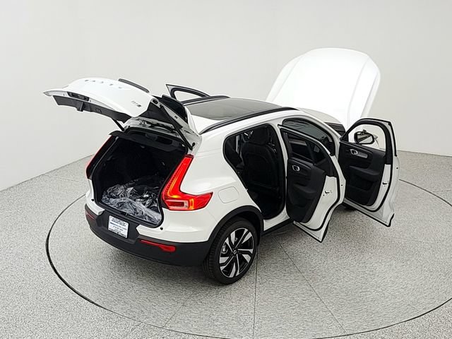 New 2026 Volvo XC40 B5 Ultra w/ Protection Package Premier AWD/4WD image 39
