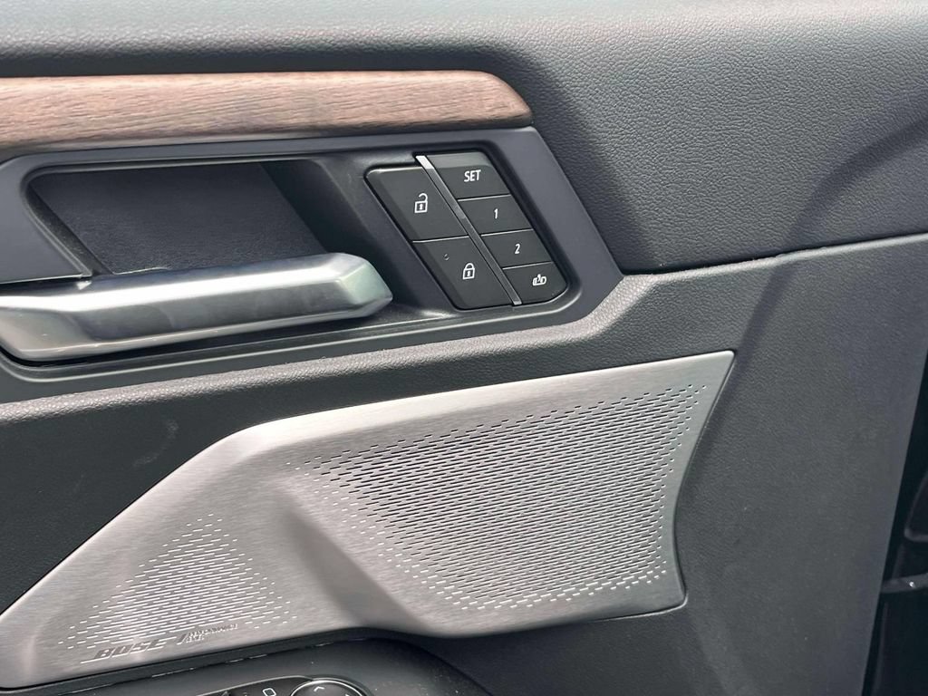 New 2026 GMC Acadia Denali Ultimate FWD image 22