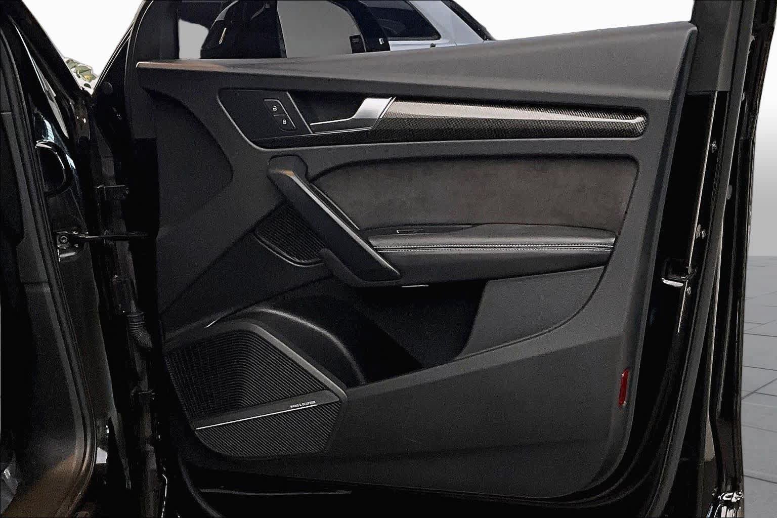Used 2019 Audi SQ5 Prestige AWD/4WD image 22