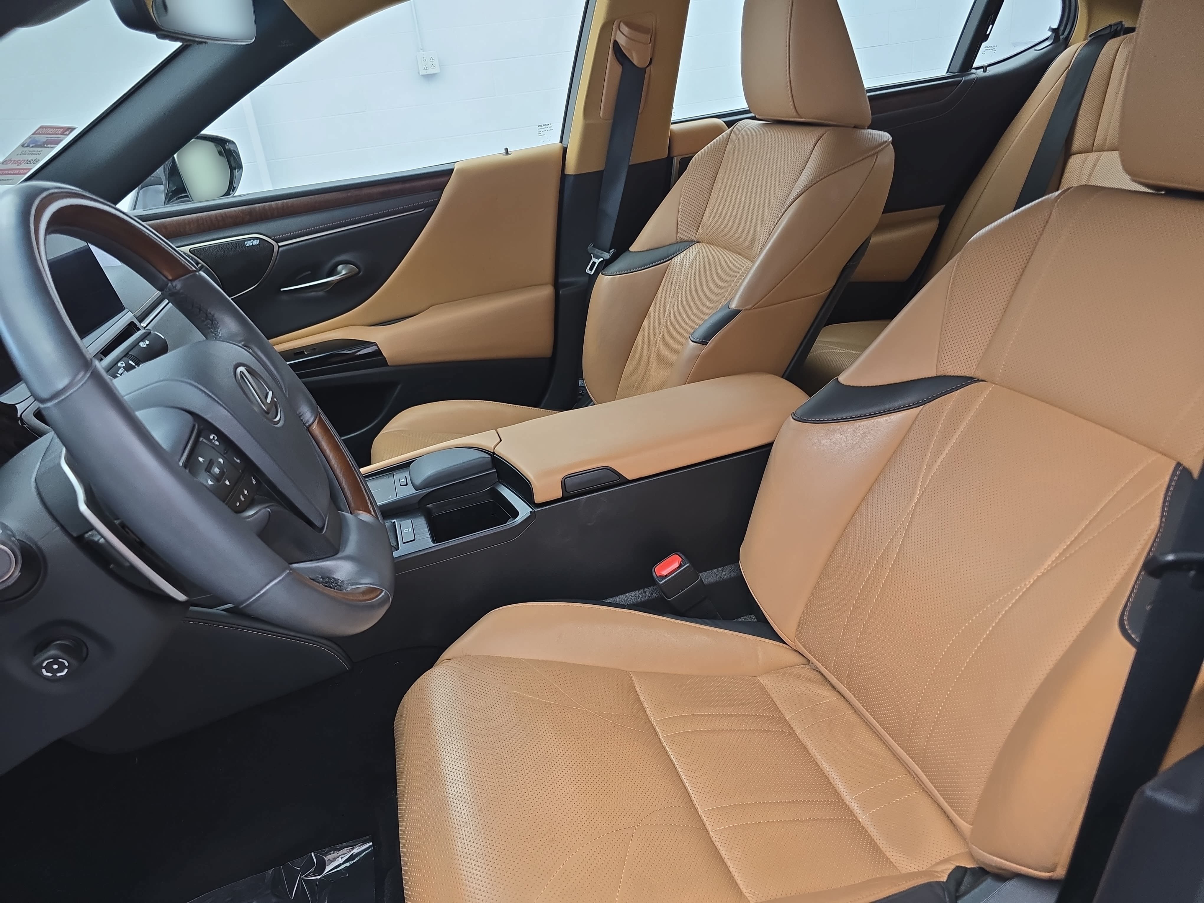 Used 2022 Lexus ES 350 Ultra Luxury w/ Accessory Package 2 FWD image 14