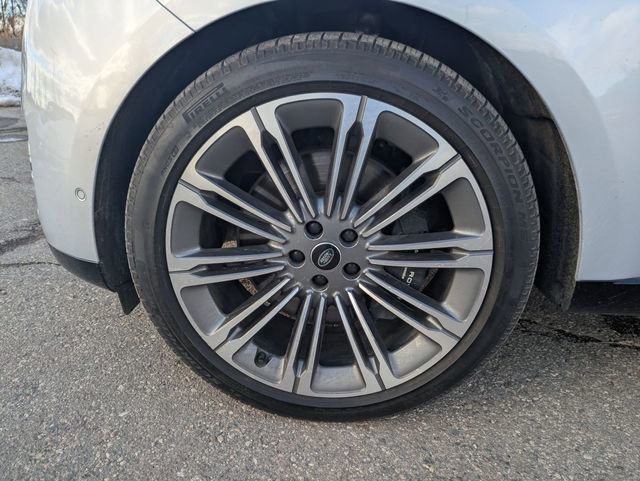 Used 2025 Land Rover Range Rover Long Wheelbase Autobiography image 21