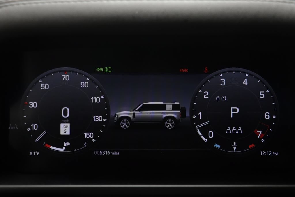 Certified 2025 Land Rover Defender 110 V8 AWD/4WD image 8