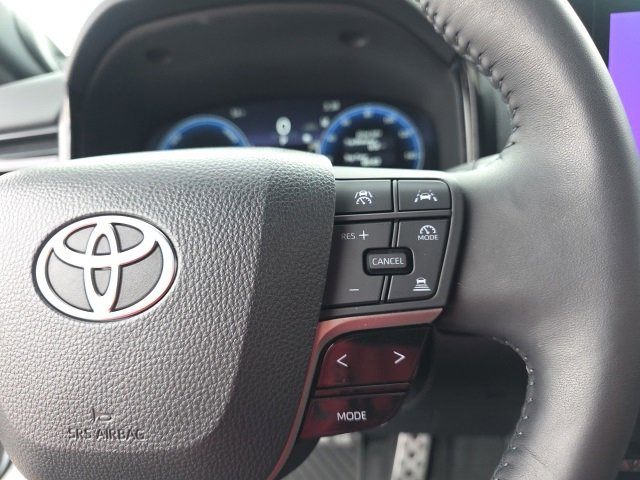 Used 2025 Toyota Camry XSE image 18