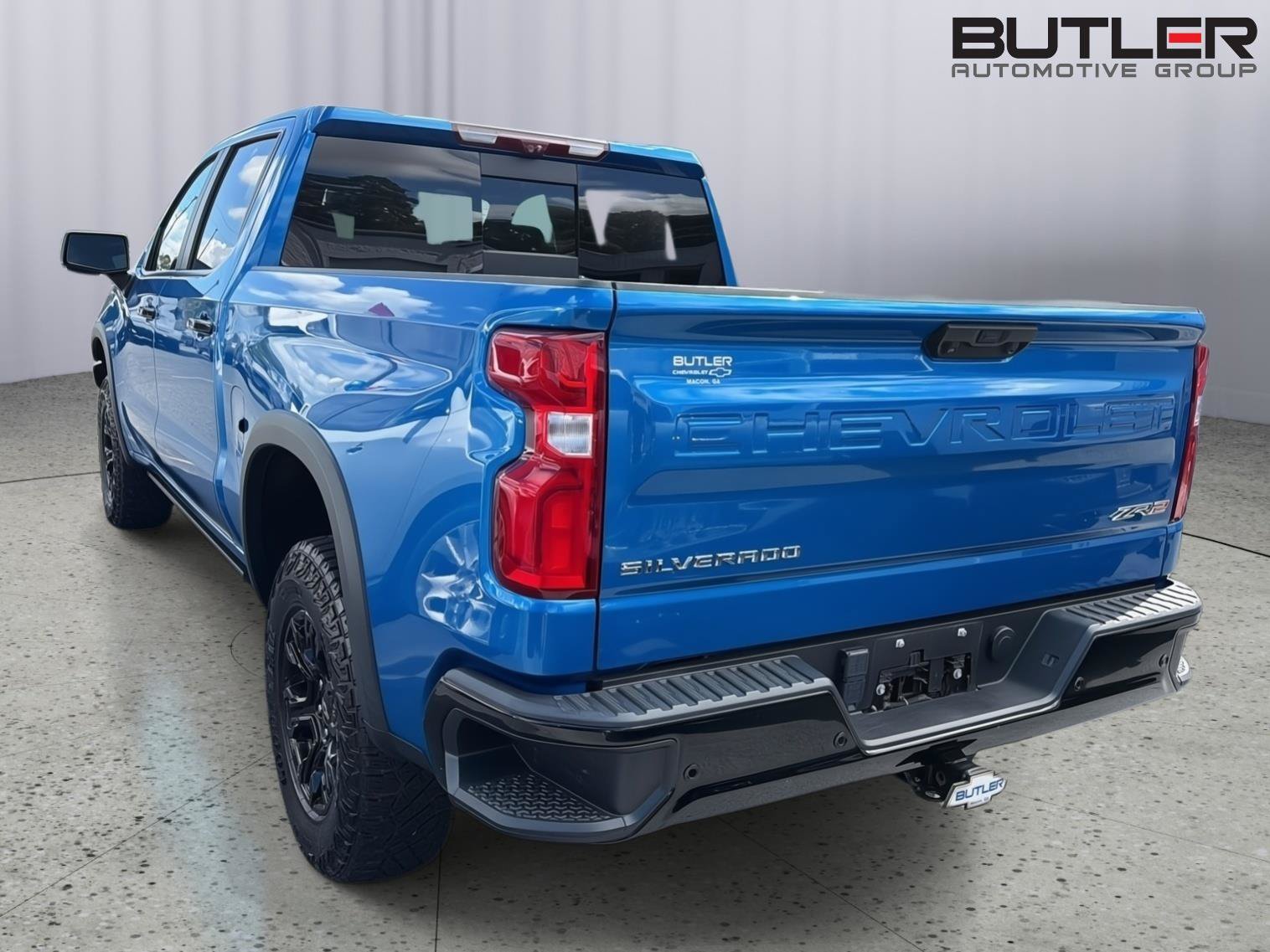 Used 2022 Chevrolet Silverado 1500 ZR2 w/ Technology Package AWD/4WD image 10