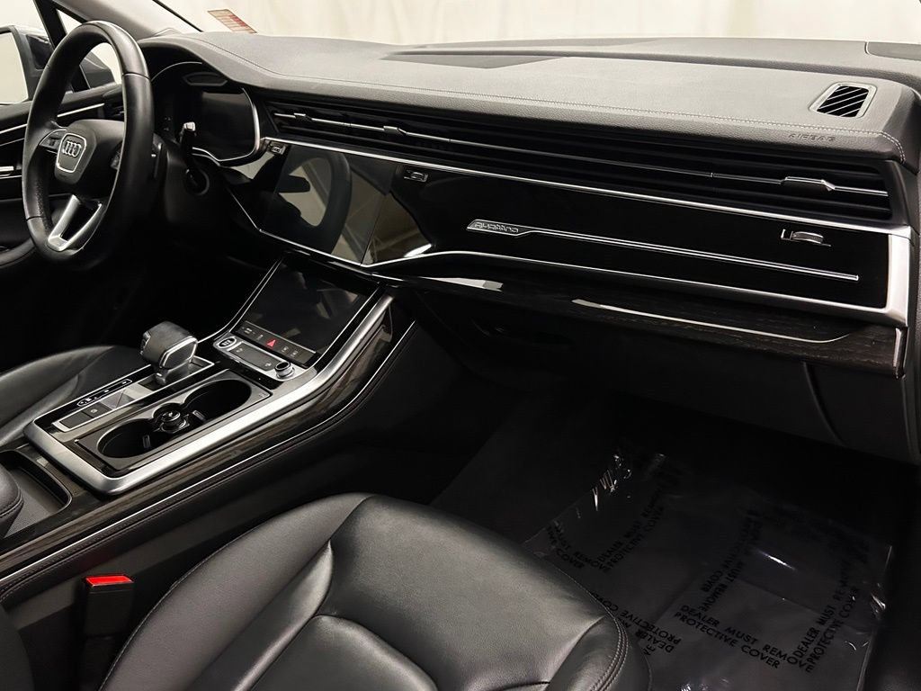 Used 2023 Audi Q7 3.0T Premium Plus AWD/4WD image 21