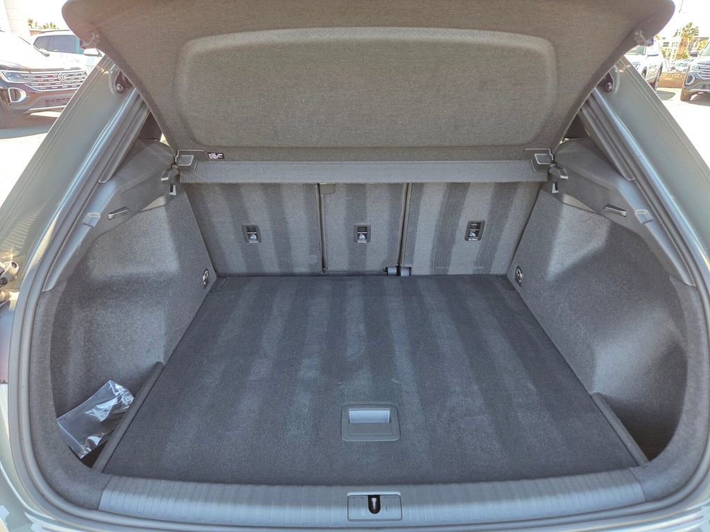 Used 2023 Audi Q3 2.0T Premium w/ Convenience Package image 18