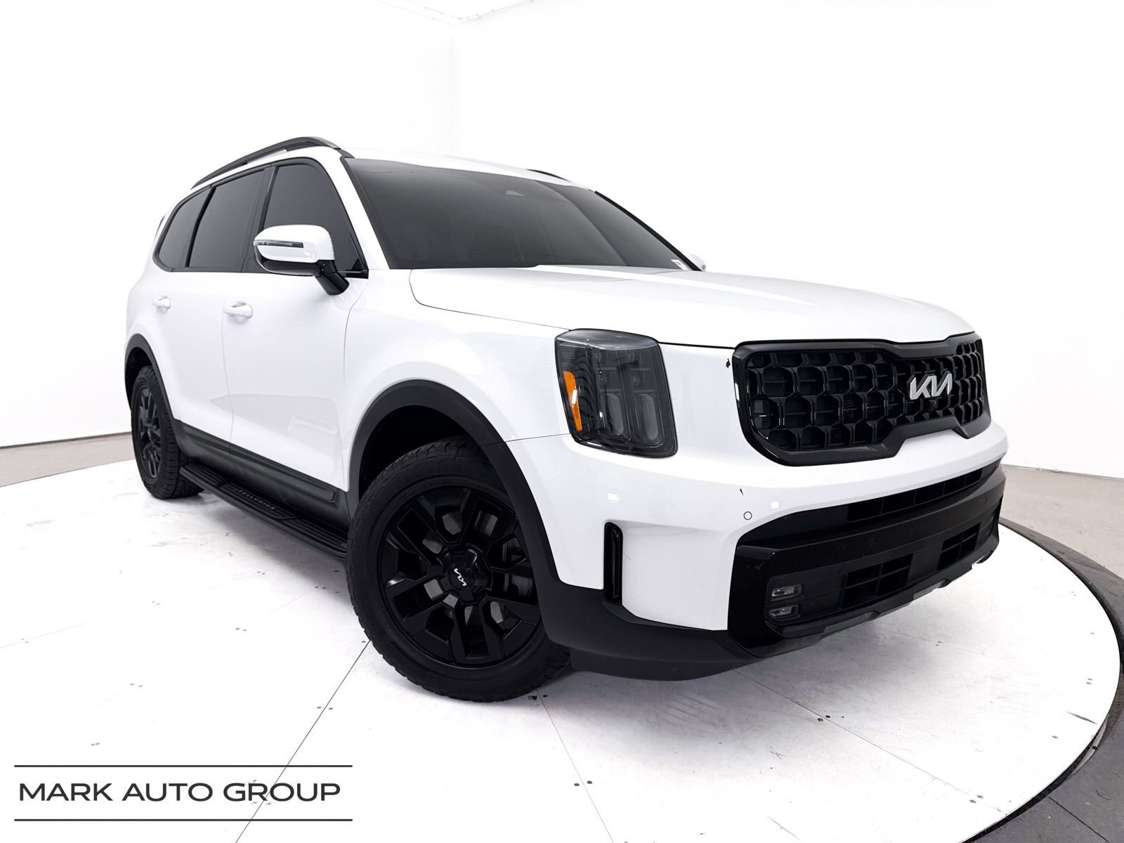 Certified 2024 Kia Telluride SX Prestige X-Pro AWD/4WD image 2