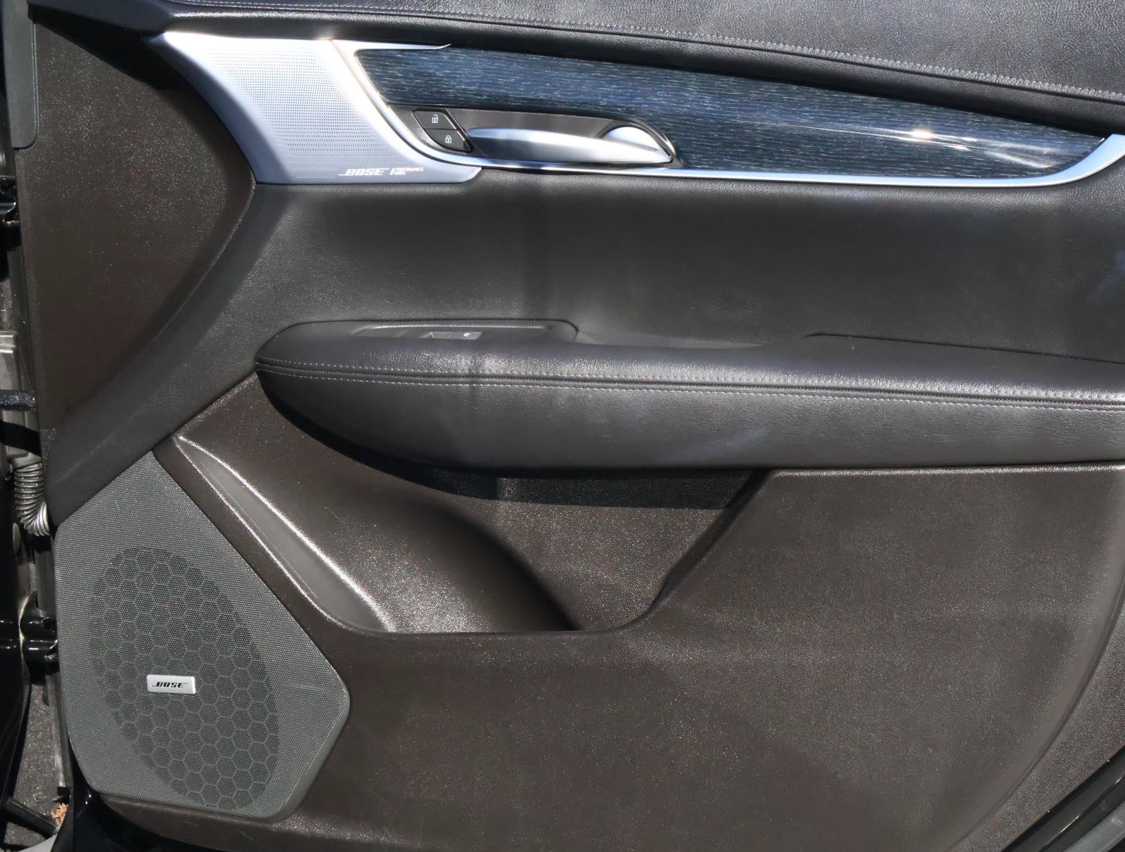 Certified 2025 Cadillac XT5 Premium Luxury FWD image 21