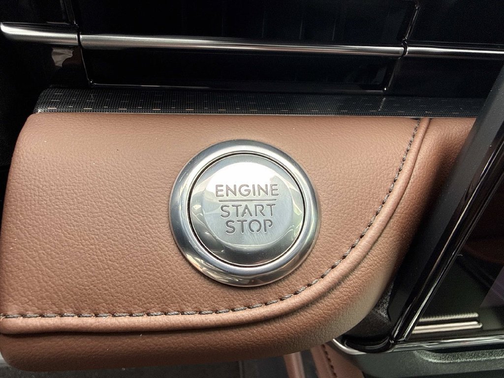 New 2026 Lincoln Nautilus Reserve AWD/4WD image 28