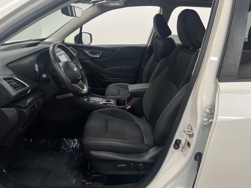 Used 2023 Subaru Forester Premium AWD/4WD image 11