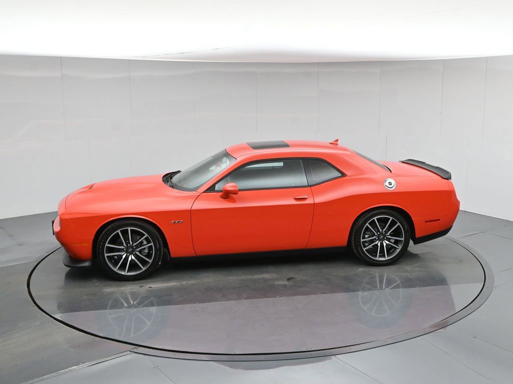 Used 2023 Dodge Challenger R/T image 43