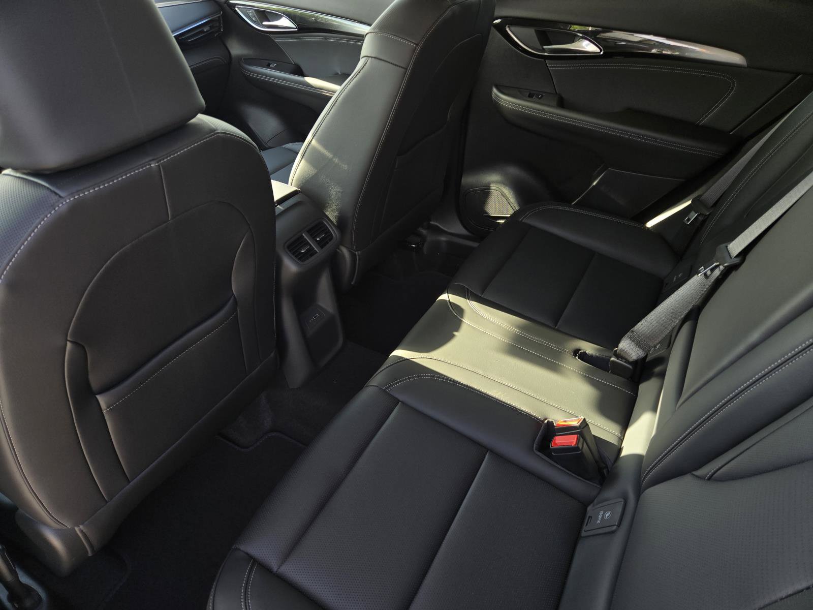 New 2026 Buick Envision Preferred AWD/4WD image 6