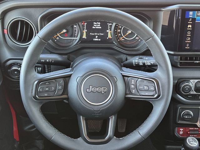 Used 2025 Jeep Wrangler Unlimited Rubicon image 14