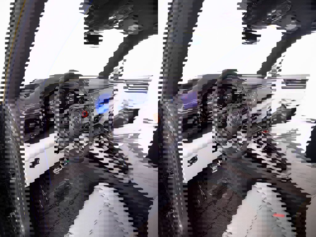 New 2025 Porsche Macan 4S Electric image 16