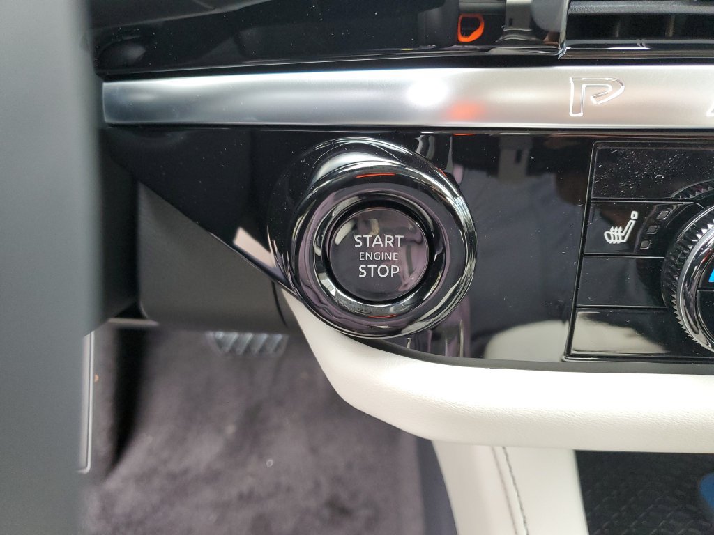New 2026 Nissan Pathfinder SL FWD image 28