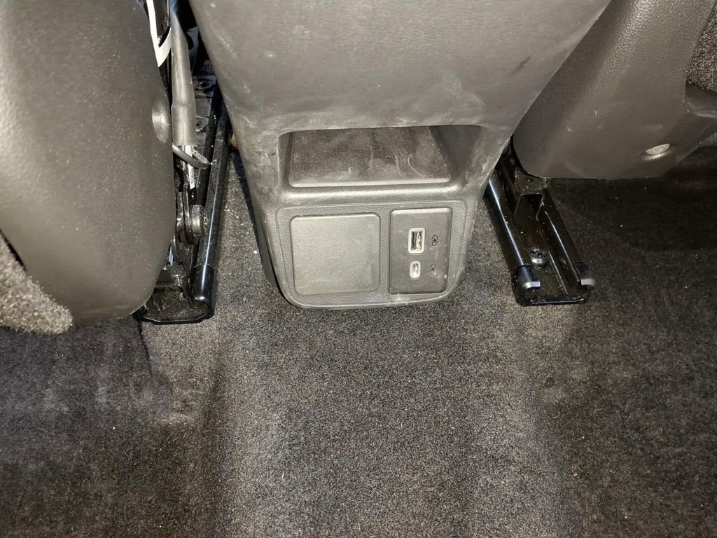 Used 2023 Buick Encore GX Select image 16