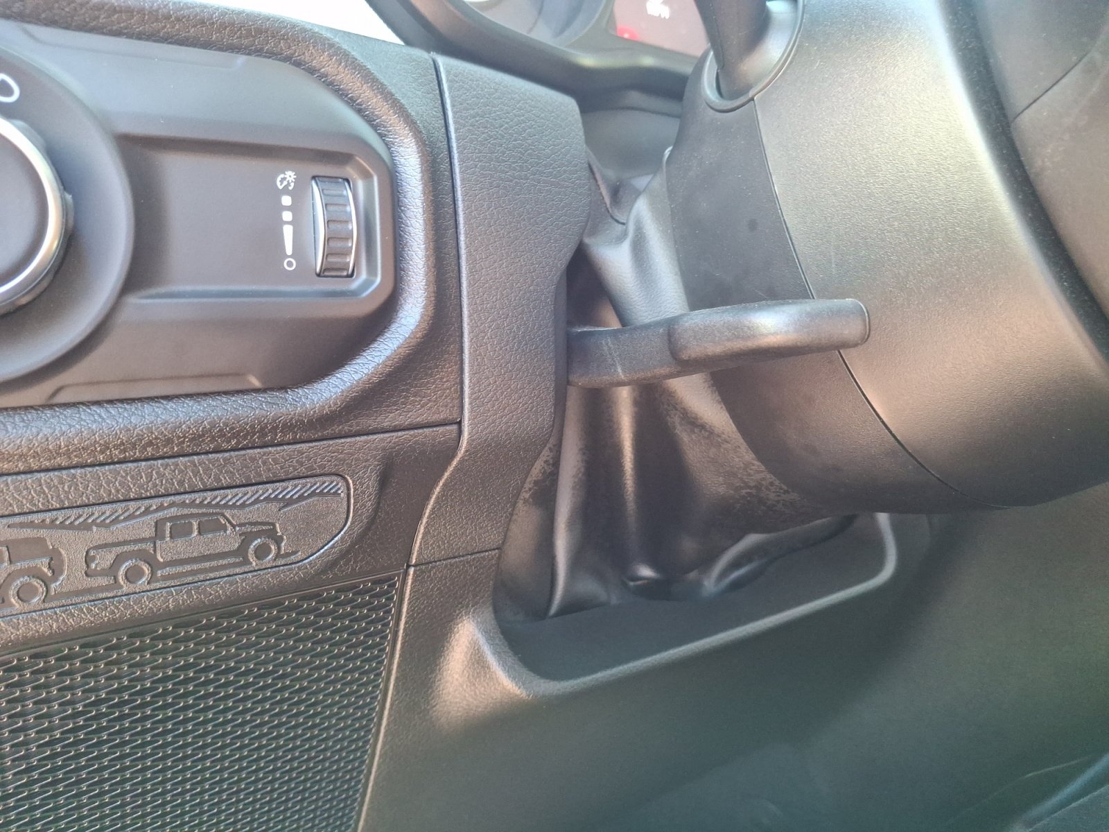 Used 2026 Jeep Wrangler Sport AWD/4WD image 24