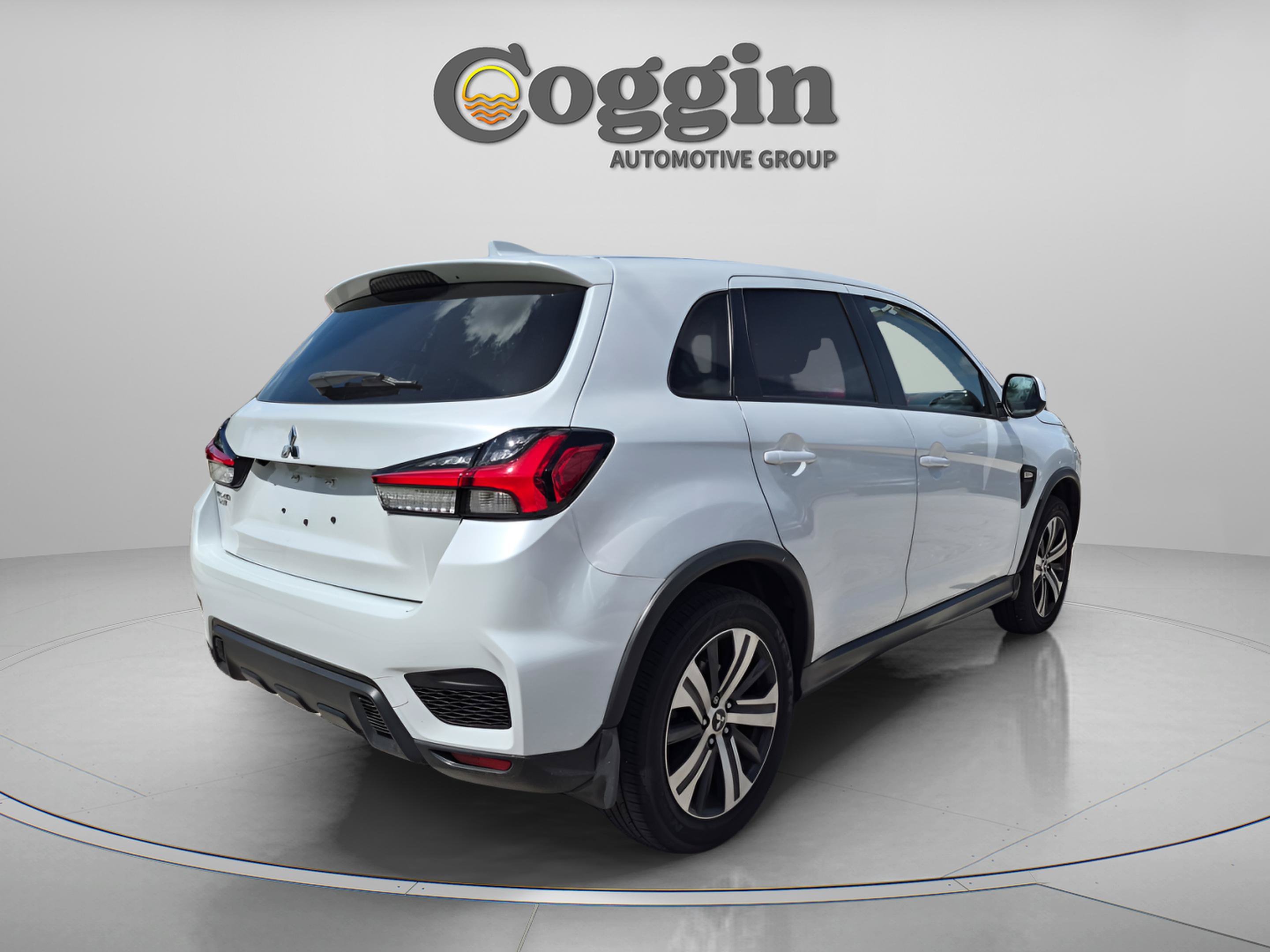 Used 2022 Mitsubishi Outlander Sport ES FWD image 6